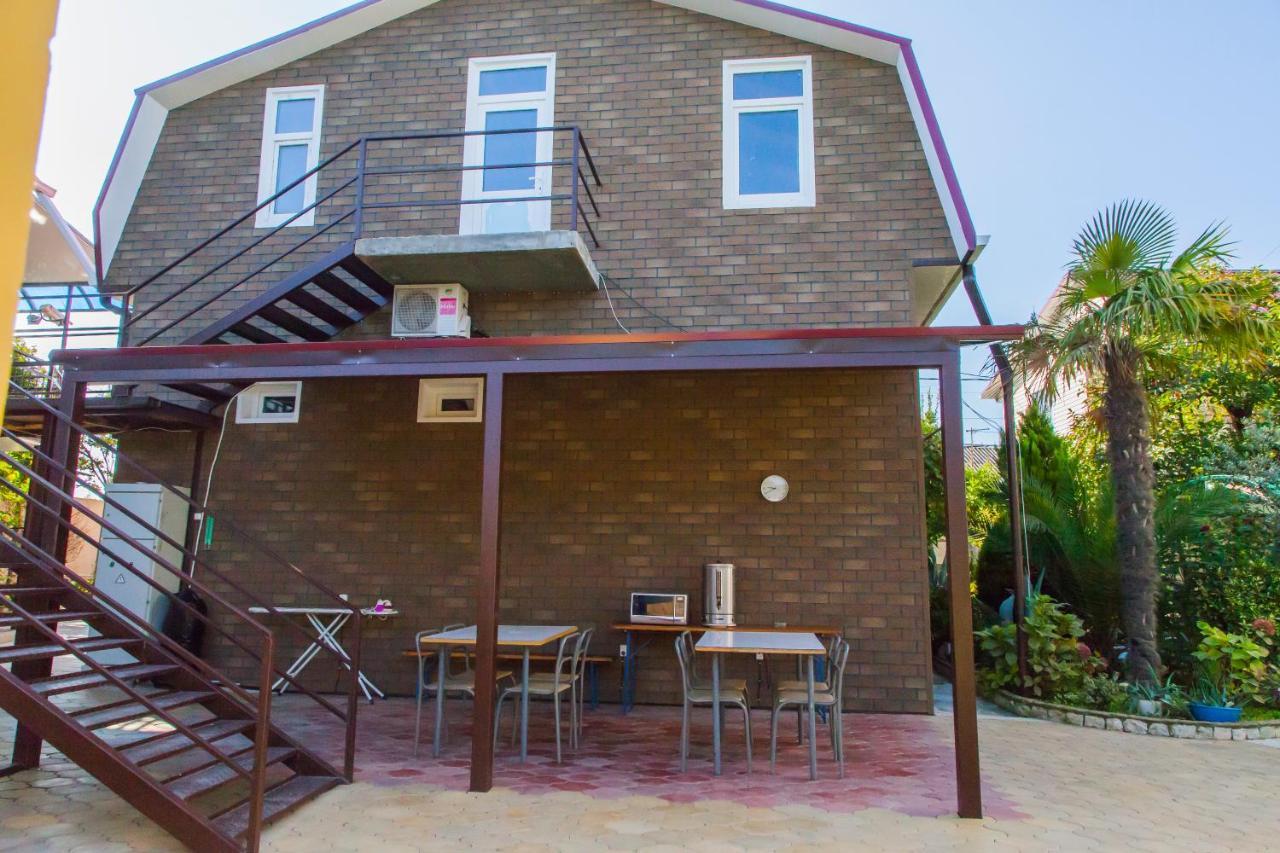 Primorie Guest House Tsandrypsh Ngoại thất bức ảnh