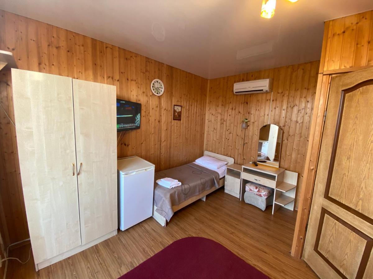 Primorie Guest House Tsandrypsh Ngoại thất bức ảnh