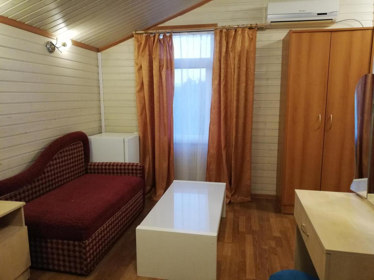 Primorie Guest House Tsandrypsh Ngoại thất bức ảnh