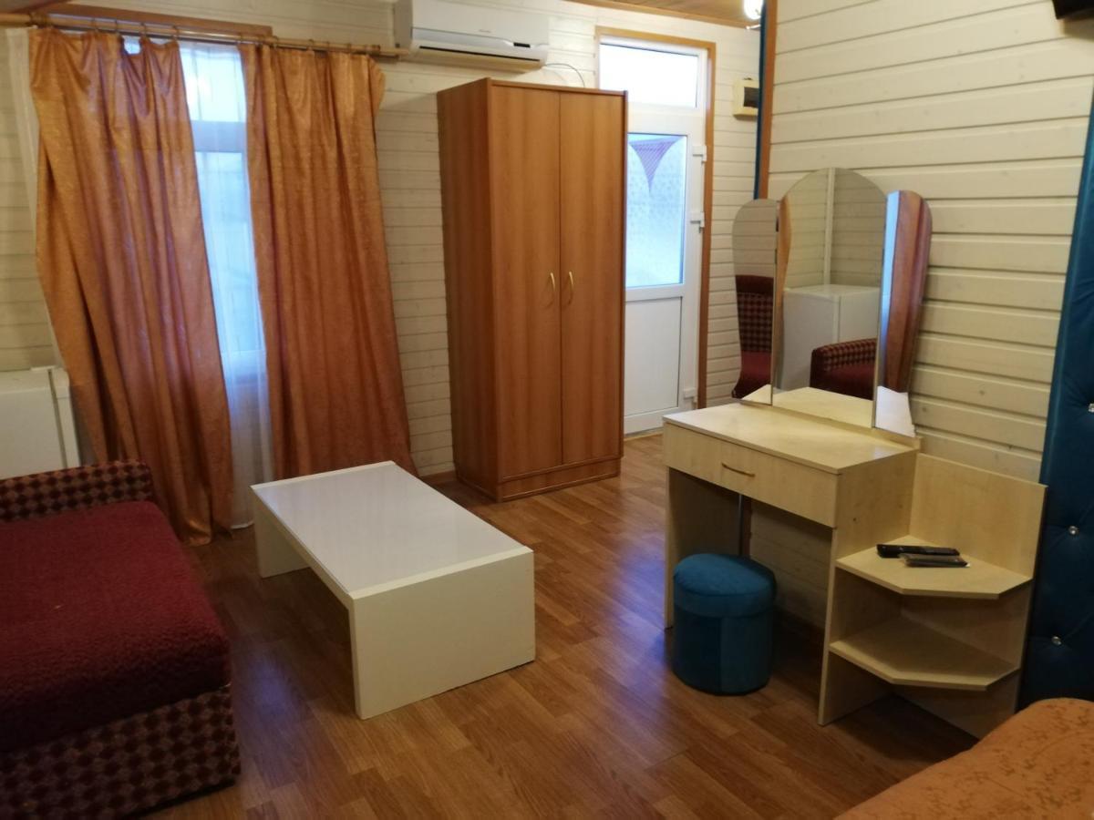 Primorie Guest House Tsandrypsh Ngoại thất bức ảnh